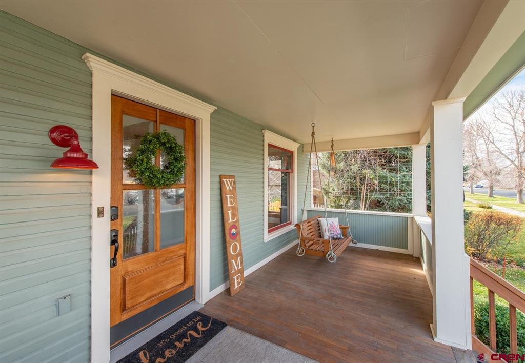 Montrose, Colorado, 81401, United States, 4 Bedrooms Bedrooms, ,2 BathroomsBathrooms,Residential,For Sale,1997737