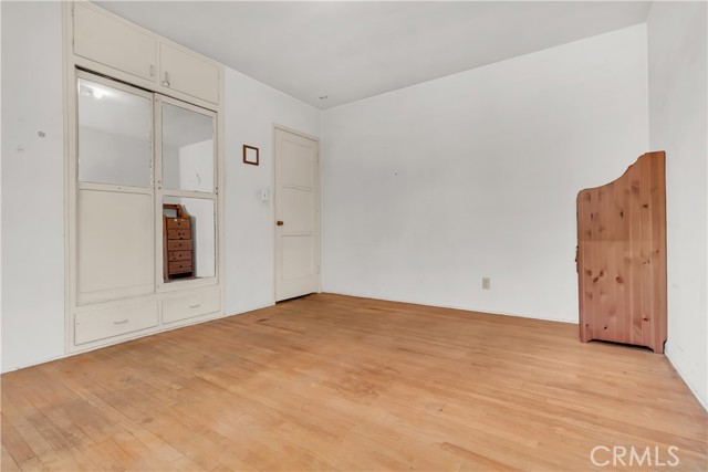 Wilmington, California, 90744, United States, 2 Bedrooms Bedrooms, ,1 BathroomBathrooms,Residential,For Sale,1981118