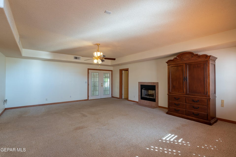 El Paso, Texas, 79934, United States, 4 Bedrooms Bedrooms, ,4 BathroomsBathrooms,Residential,For Sale,1978483