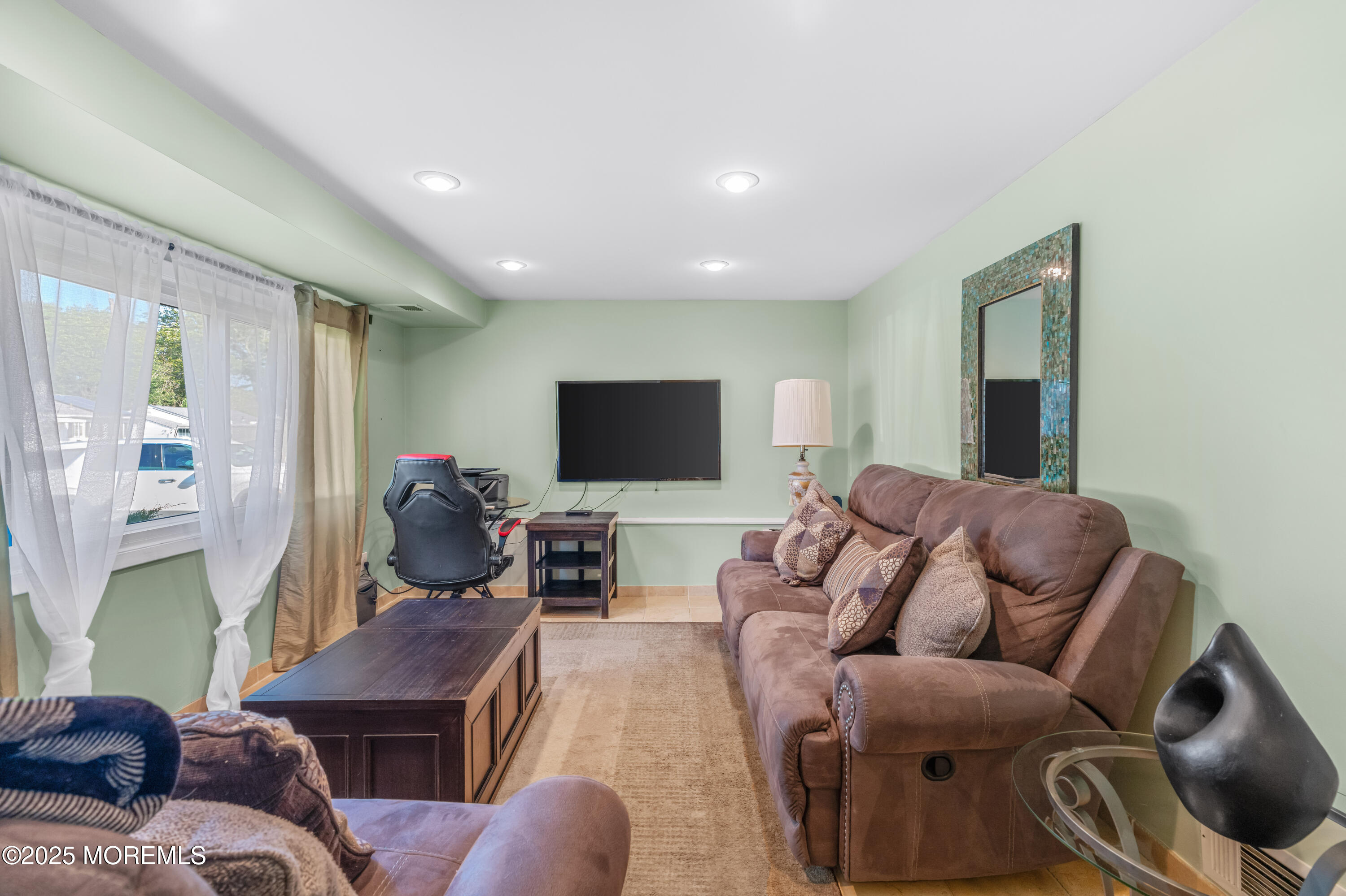 Old Bridge, New Jersey, 08857, United States, 3 Bedrooms Bedrooms, ,2 BathroomsBathrooms,Residential,For Sale,1980078