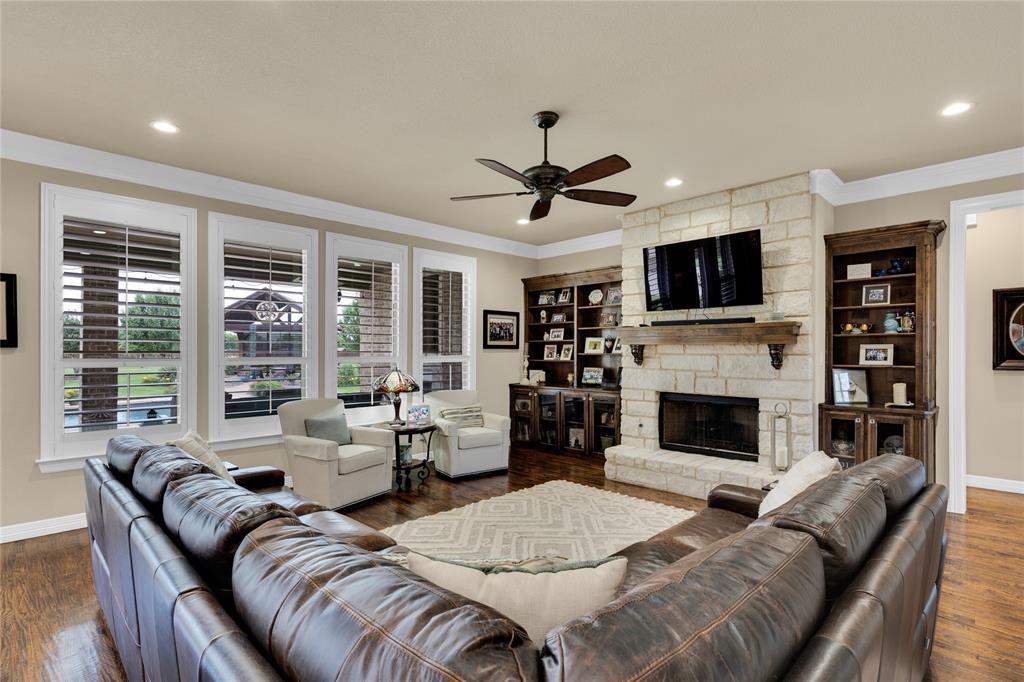 Midlothian, Texas, 76065, United States, 4 Bedrooms Bedrooms, ,4 BathroomsBathrooms,Residential,For Sale,1835246