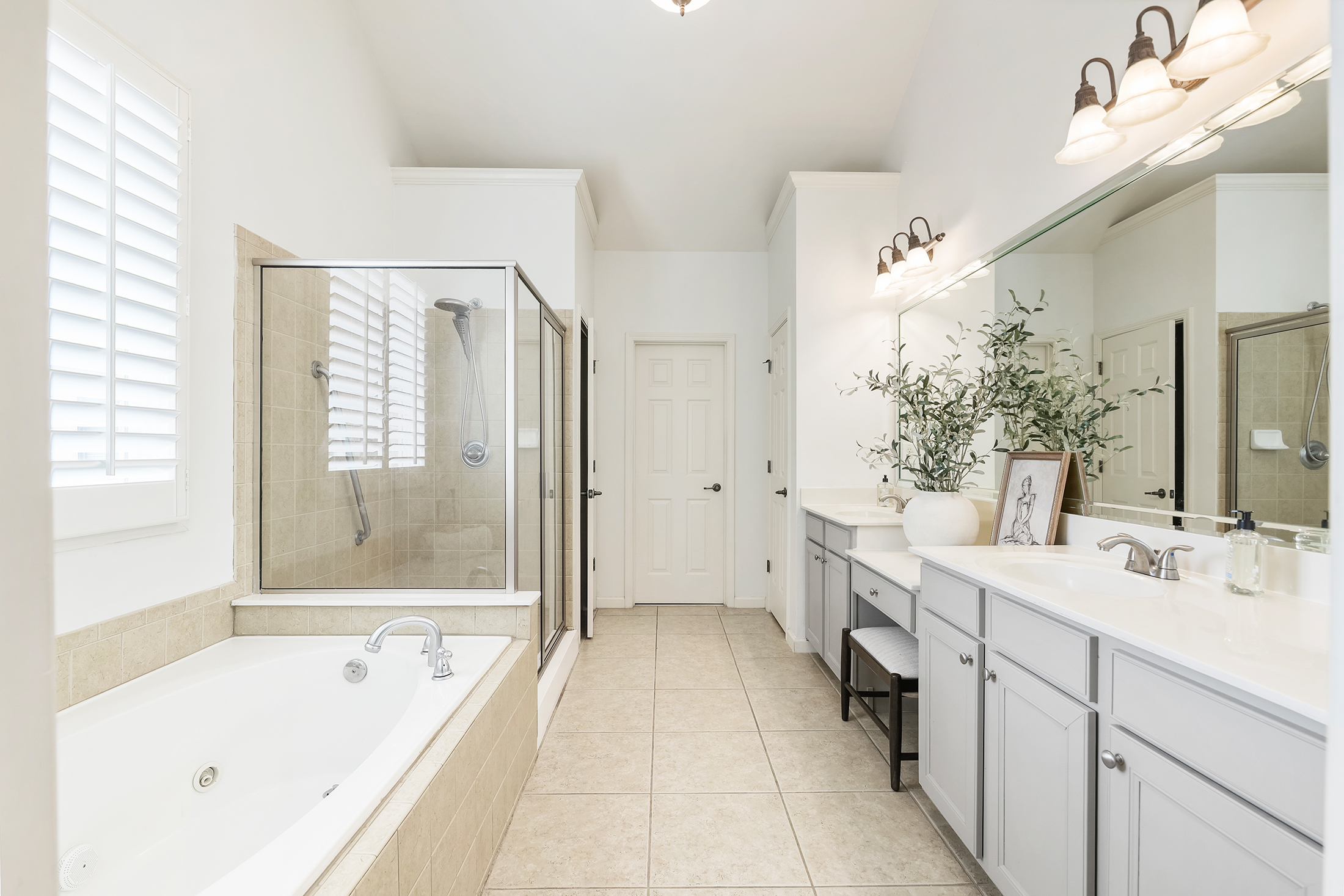  Enjoy Golf Course Living & One of North Forsyth