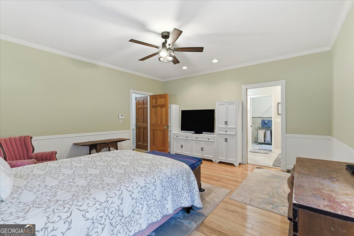 Douglasville, Georgia, 30135, United States, 5 Bedrooms Bedrooms, ,3 BathroomsBathrooms,Residential,For Sale,1988782