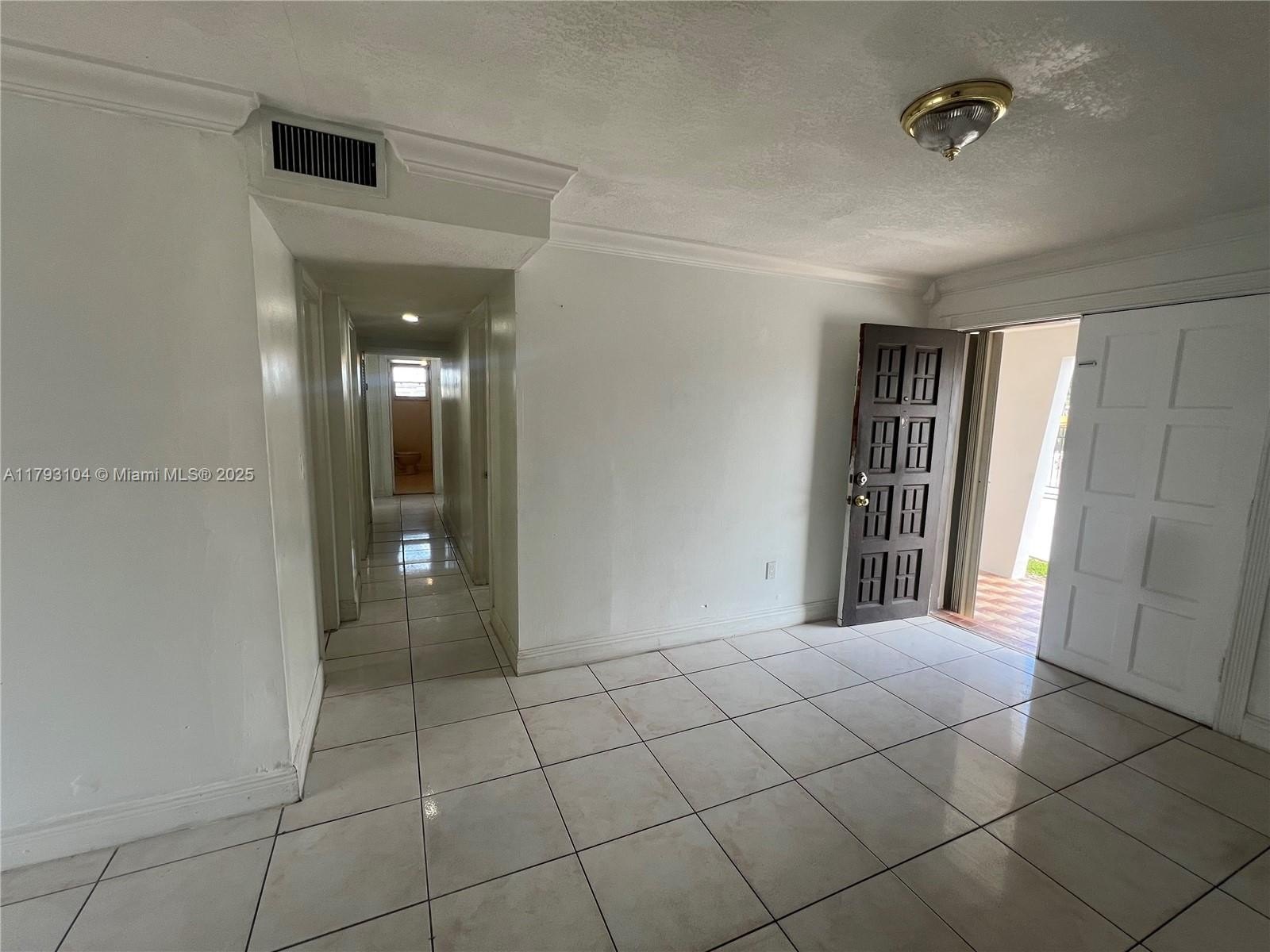 Miami, Florida, 33165, United States, 4 Bedrooms Bedrooms, ,2 BathroomsBathrooms,Residential,For Sale,1936864