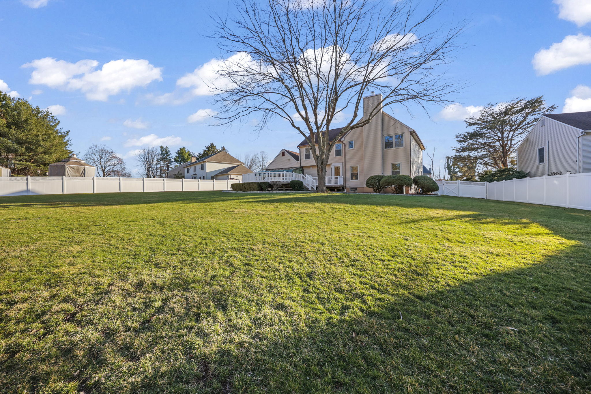  27 Meadow Lane - 物件實景