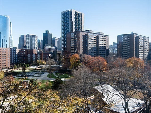 Boston, Massachusetts, 02114, United States, 2 Bedrooms Bedrooms, ,2 BathroomsBathrooms,Residential,For Sale,1996815