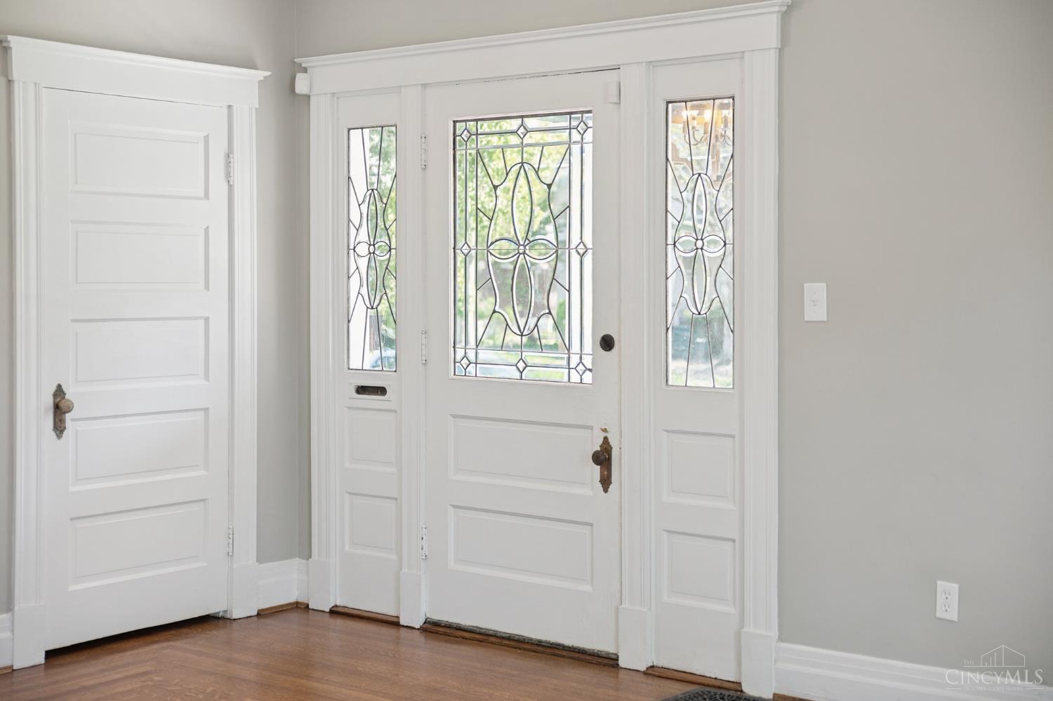 Cincinnati, Ohio, 45227, United States, 5 Bedrooms Bedrooms, ,3 BathroomsBathrooms,Residential,For Sale,1939173