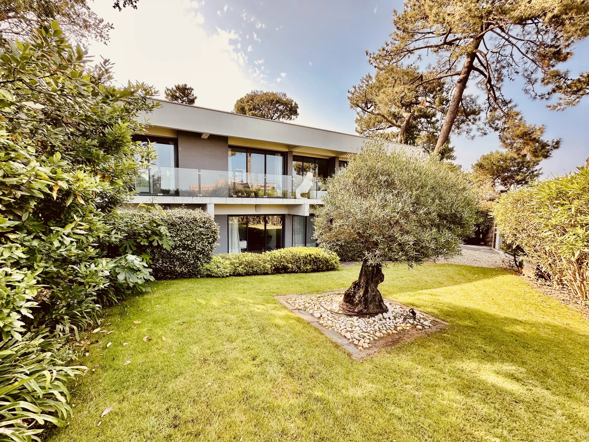 Lège-Cap-Ferret, New Aquitaine, 33950, FR, 7 Bedrooms Bedrooms, ,7 BathroomsBathrooms,Residential,For Sale,1998997