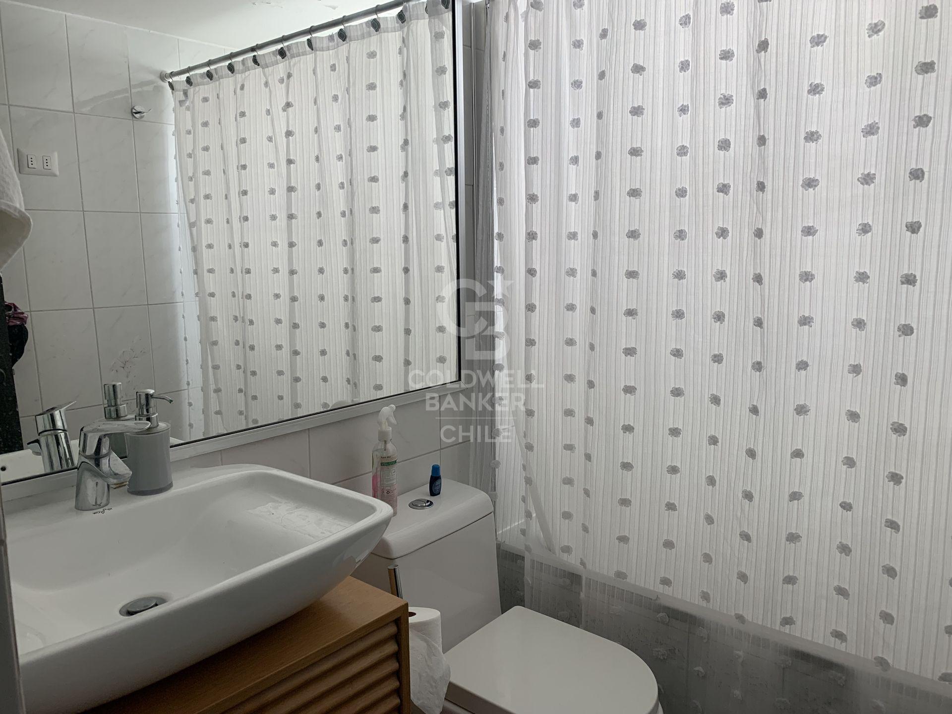 Viña Del Mar, Chile, 3 Bedrooms Bedrooms, ,2 BathroomsBathrooms,Residential,For Sale,1911399