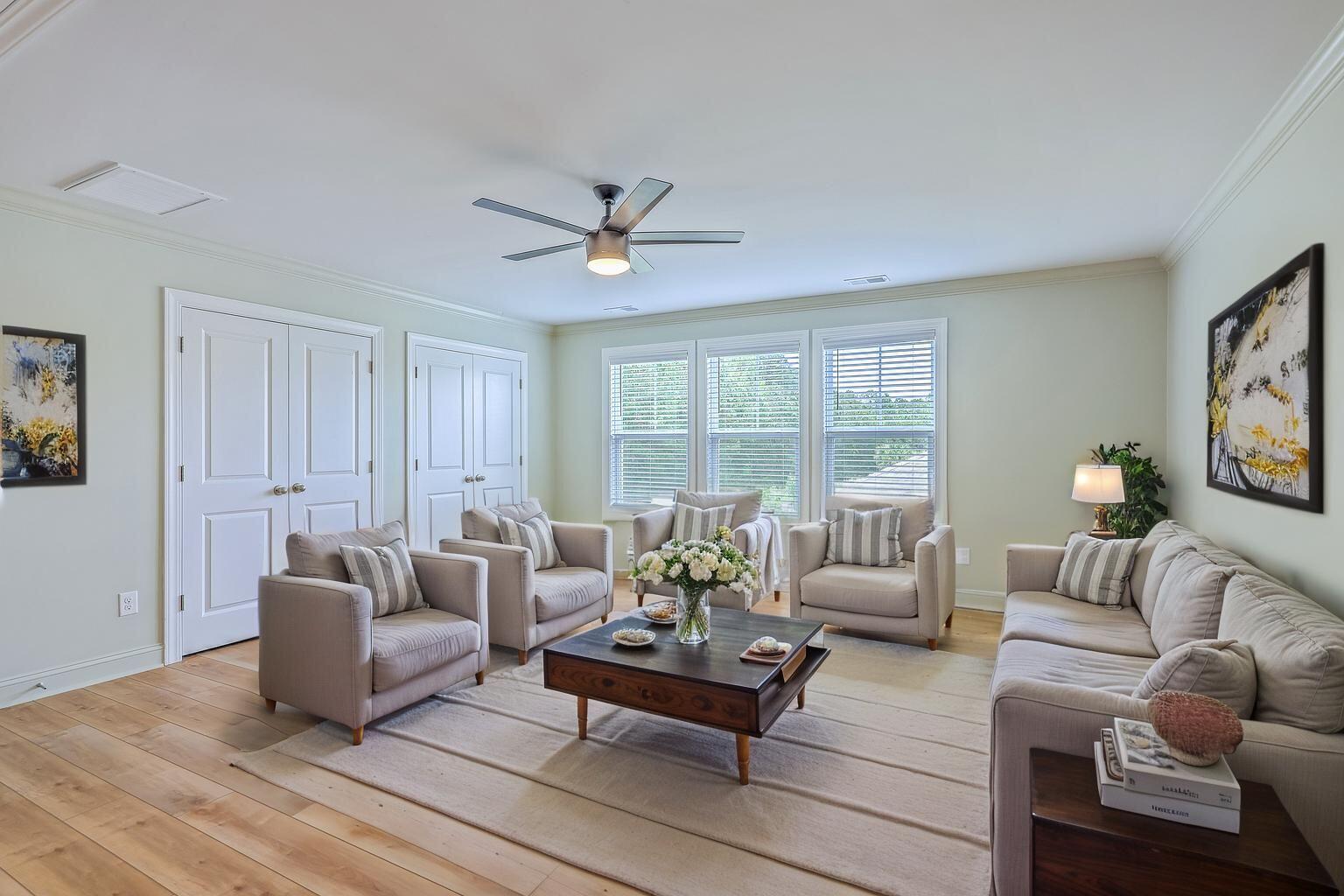 Summerville, South Carolina, 29483, United States, 4 Bedrooms Bedrooms, ,3 BathroomsBathrooms,Residential,For Sale,1928541