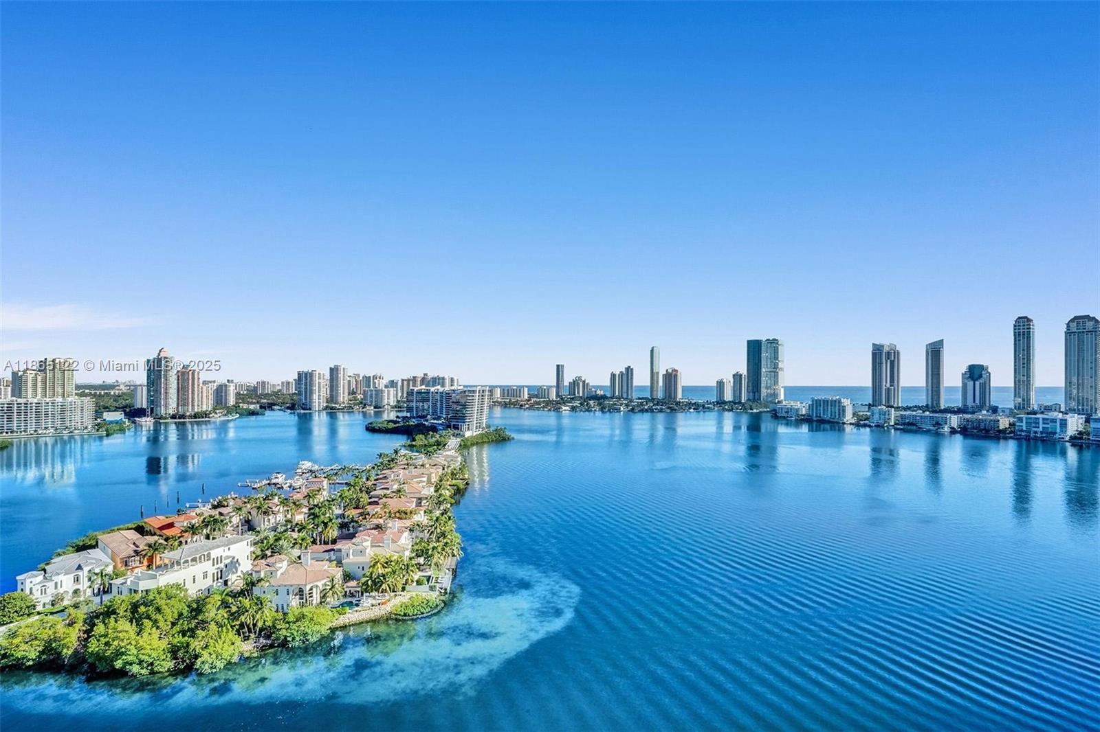 Aventura, Florida, 33160, United States, 3 Bedrooms Bedrooms, ,4 BathroomsBathrooms,Residential,For Sale,1942054