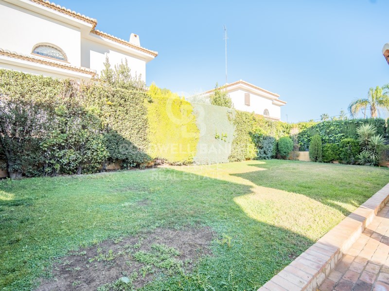 Valencia, Paterna, La Ca?ada Valencia, Paterna, La, Paterna, Comunidad Valenciana, ES, 5 Bedrooms Bedrooms, ,3 BathroomsBathrooms,Residential,For Sale,Valencia, Paterna, La Ca?ada Valencia, Paterna, La,1672423