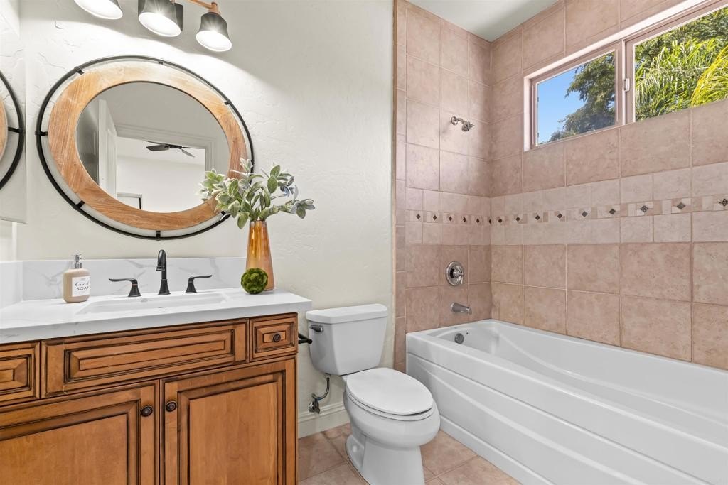 Chula Vista, California, 91910, United States, 5 Bedrooms Bedrooms, ,6 BathroomsBathrooms,Residential,For Sale,1996956