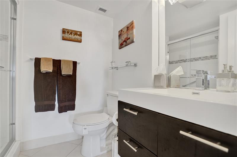 Hillsboro Beach, Florida, 33062, United States, 2 Bedrooms Bedrooms, ,2 BathroomsBathrooms,Residential,For Sale,1991245