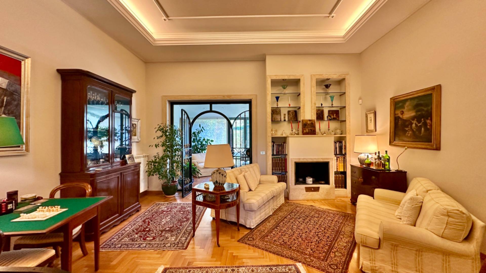 Roma, Roma, 00100, IT, 4 Bedrooms Bedrooms, ,3 BathroomsBathrooms,Residential,For Sale,1746322