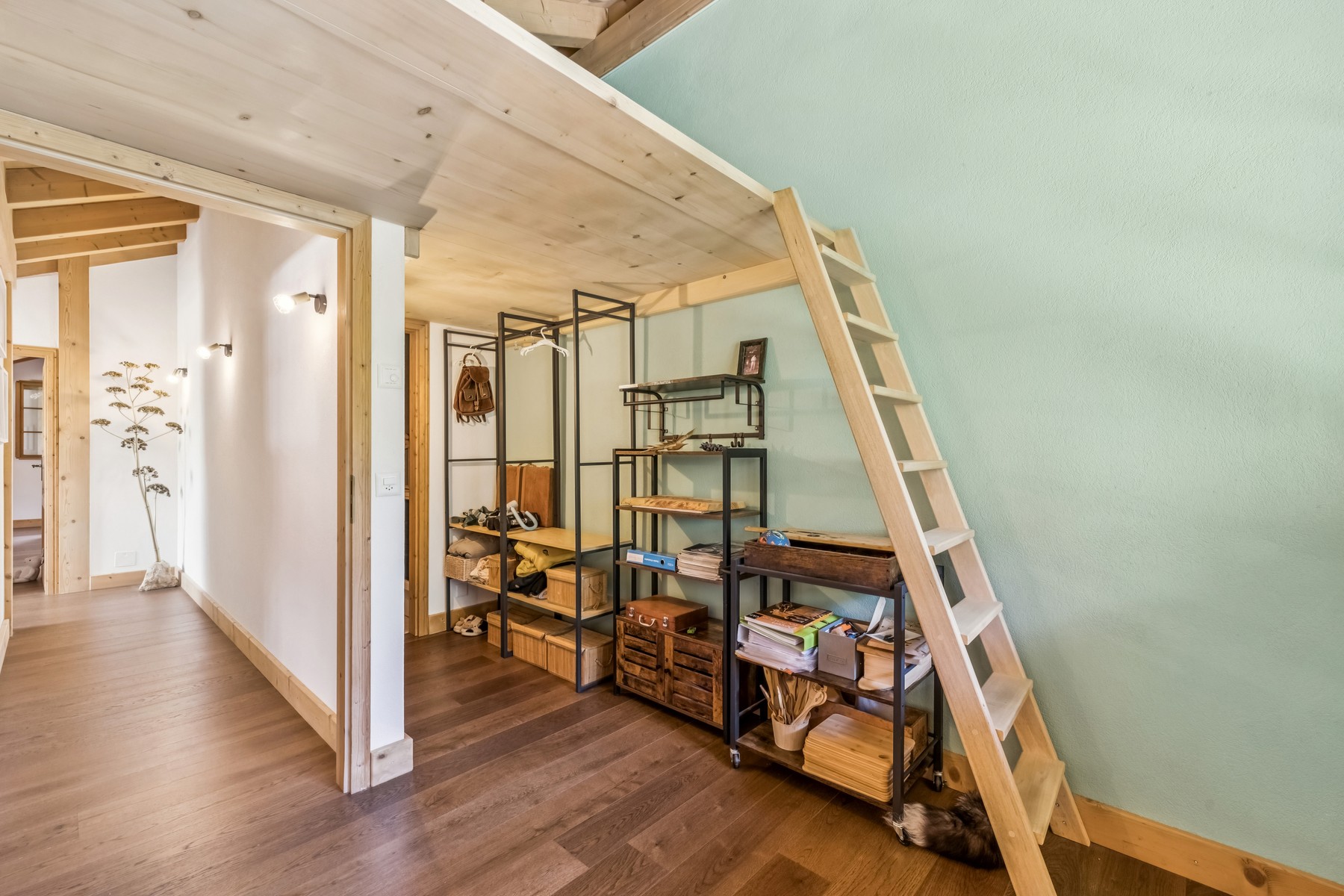  Duplex with breathtaking views—You