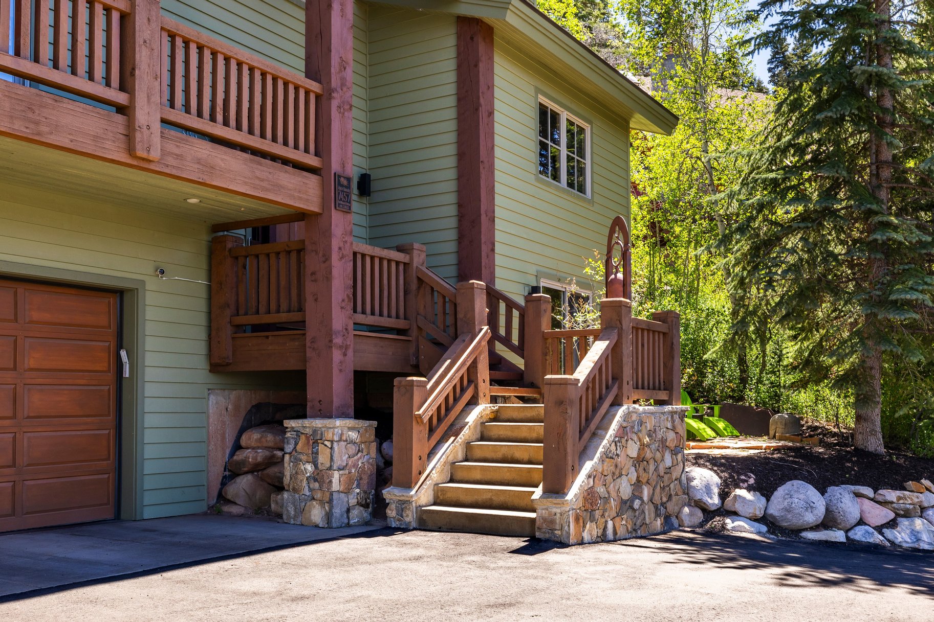  Nature-Inspired Living in the Heart of Park City