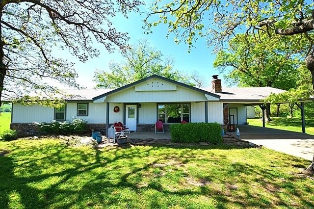 Tahlequah, Oklahoma, 74464, United States, 2 Bedrooms Bedrooms, ,3 BathroomsBathrooms,Residential,For Sale,1976273