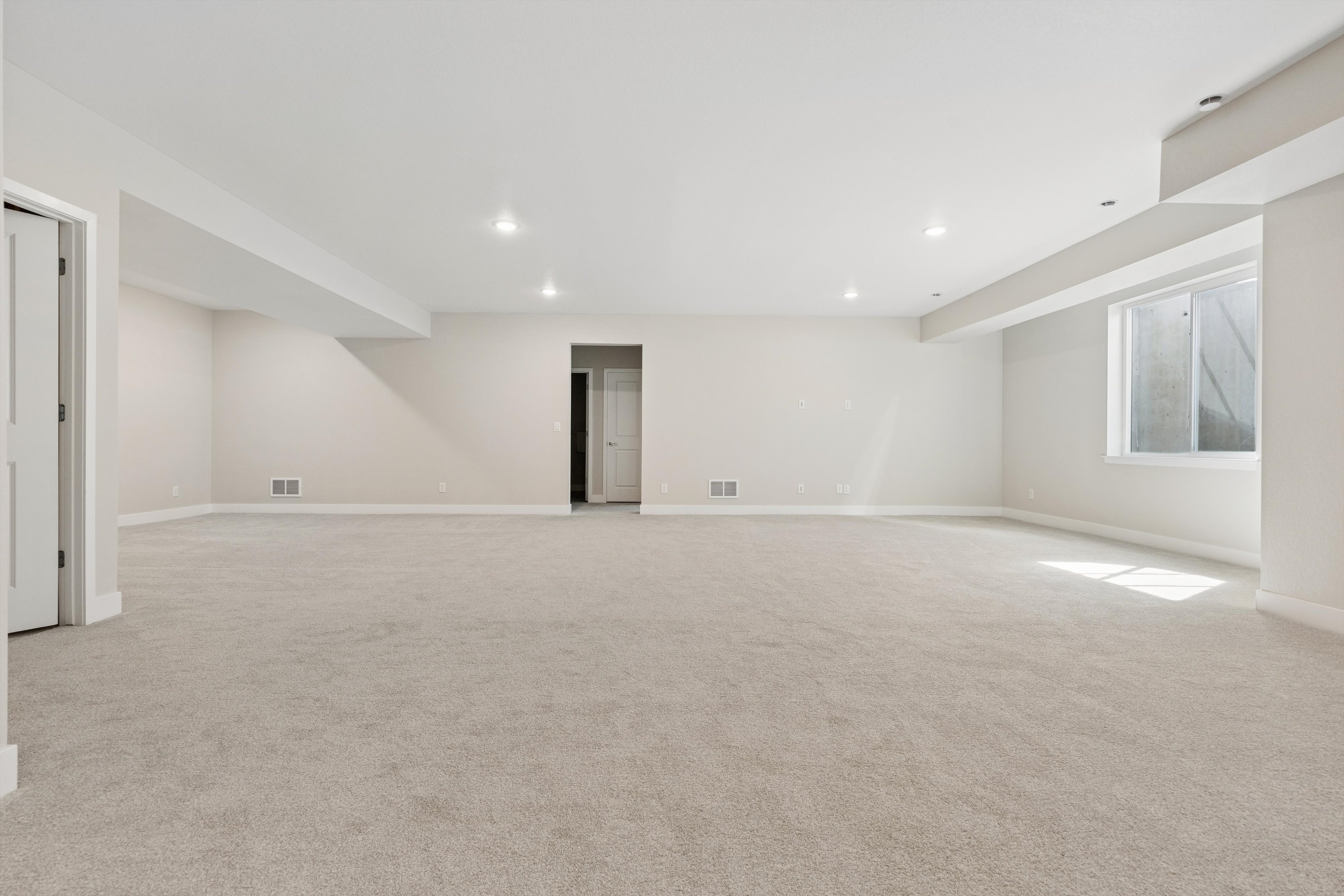  Exceptionally Spacious - 物件實景