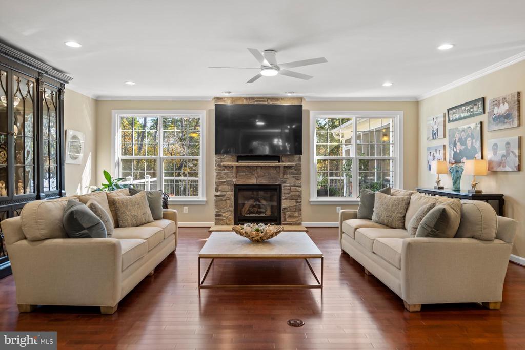 Broadlands, Virginia, 20148, United States, 5 Bedrooms Bedrooms, ,5 BathroomsBathrooms,Residential,For Sale,1977540