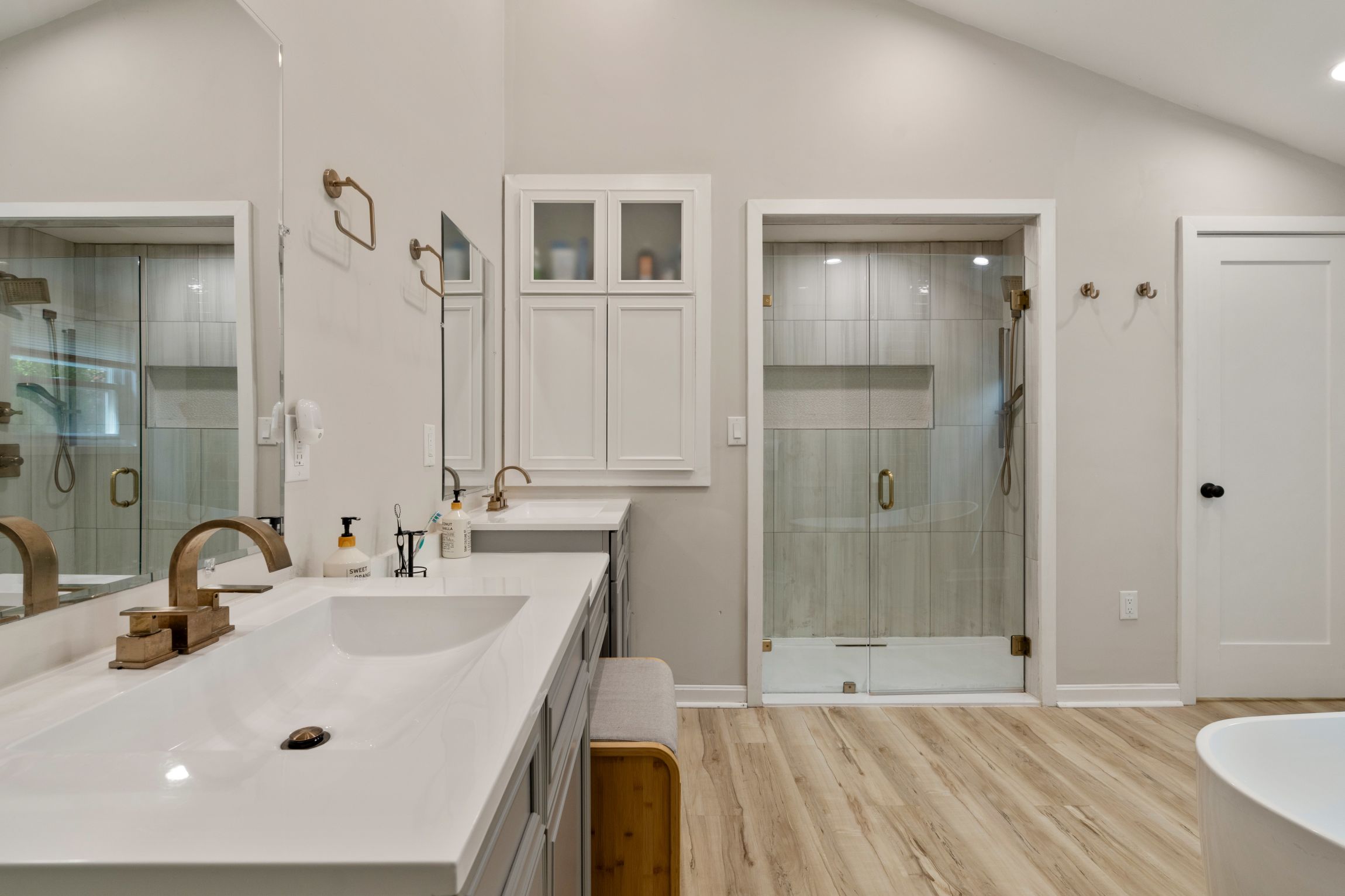  987 Pleasant Street, Framingham, MA, 01701 - 物件實景