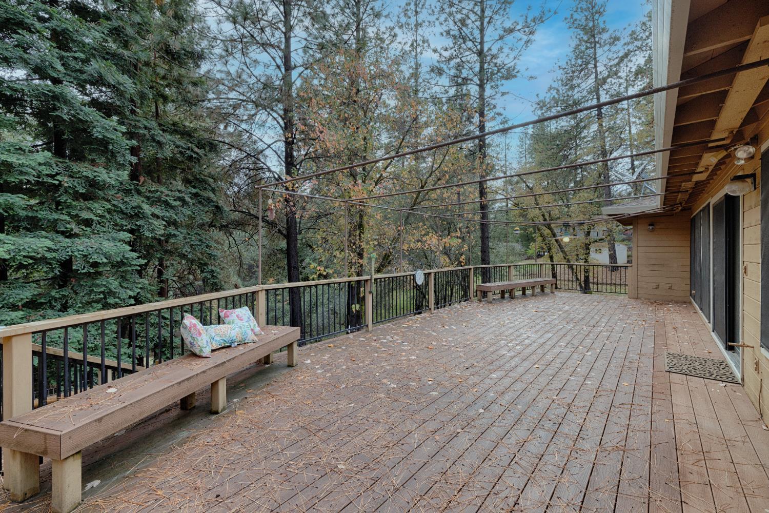 Grass Valley, California, 95949, United States, 3 Bedrooms Bedrooms, ,3 BathroomsBathrooms,Residential,For Sale,1992571