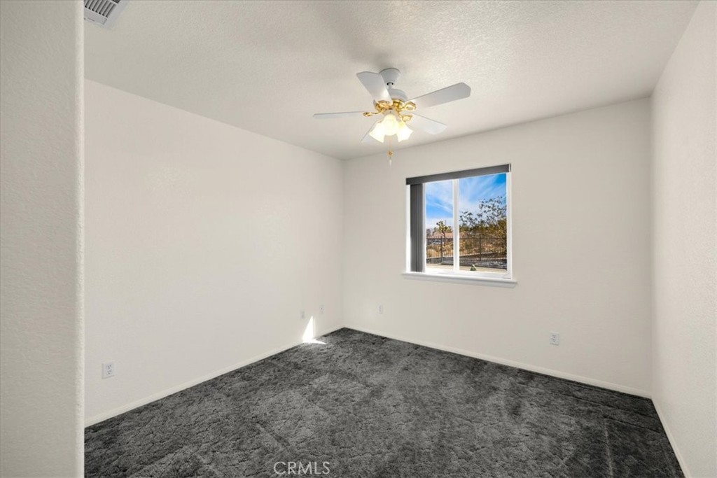 Hesperia, California, 92345, United States, 6 Bedrooms Bedrooms, ,4 BathroomsBathrooms,Residential,For Sale,1942920