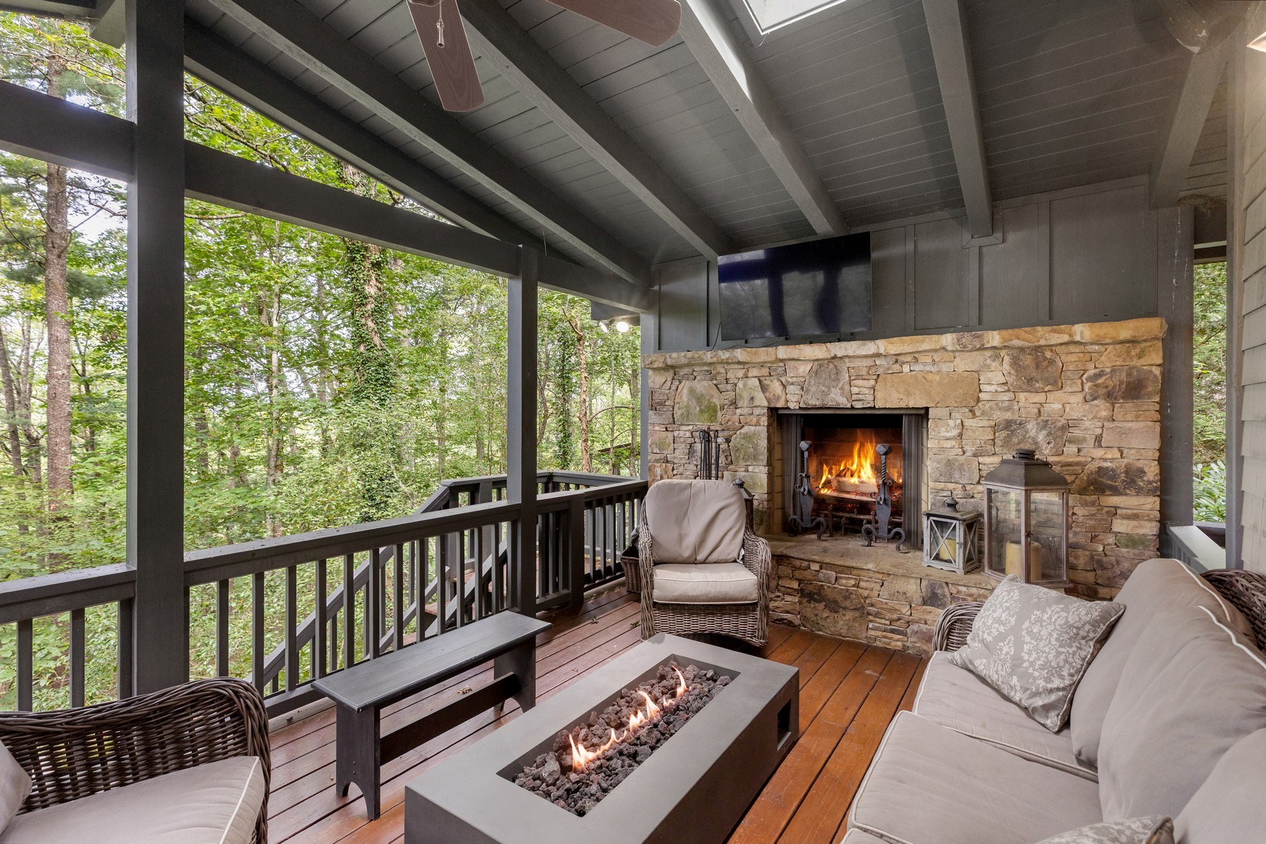  180 Wyanoak - 物件實景