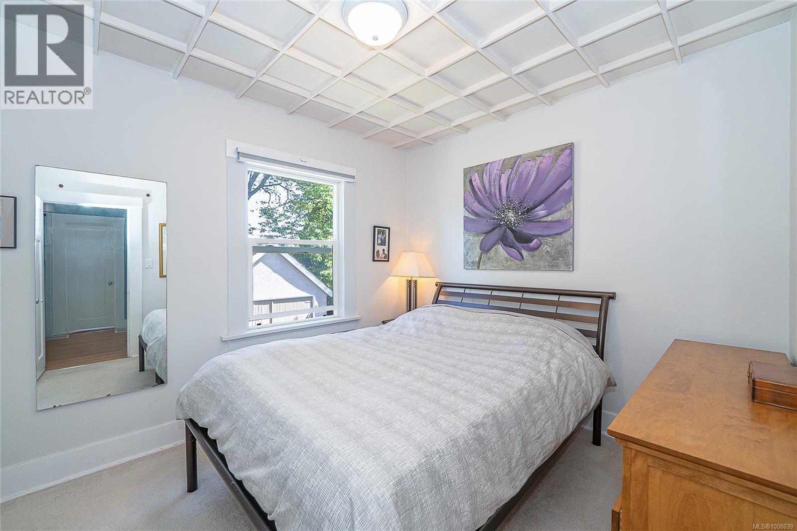 SAANICH, British Columbia, V8Z 3T7, CA, 2 Bedrooms Bedrooms, ,2 BathroomsBathrooms,Residential,For Sale,1948861