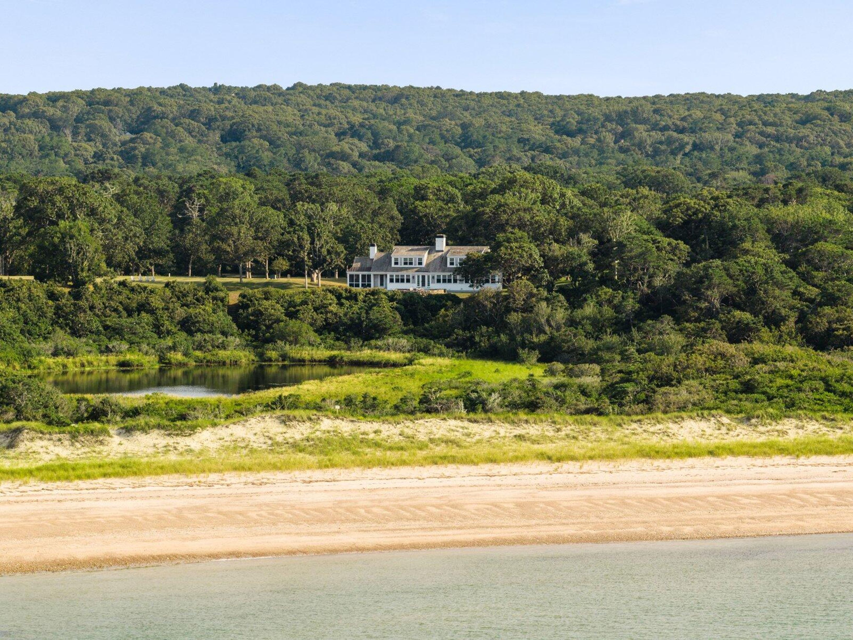  102 Sesuit Neck Road, East Dennis, MA, 02641 - 物件實景