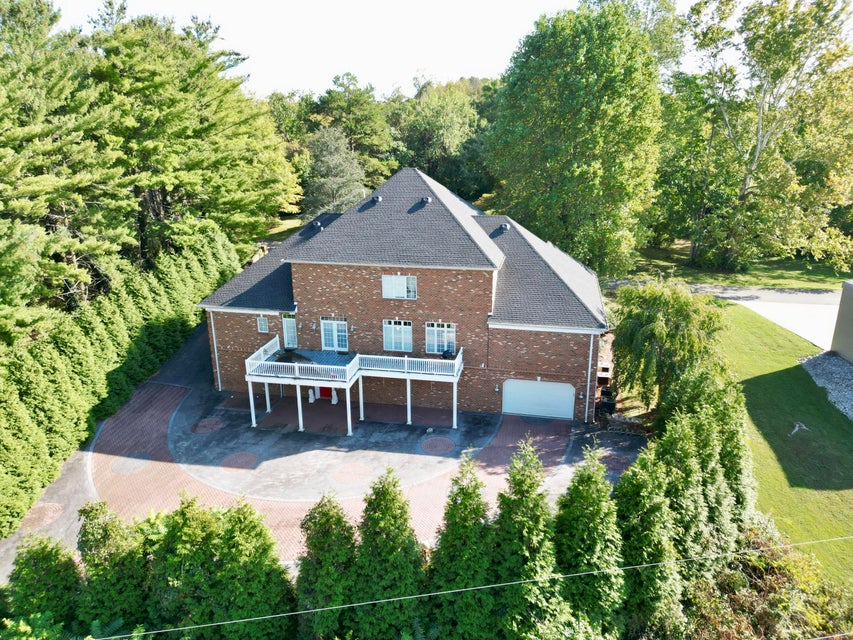 Somerset, Kentucky, 42501, United States, 5 Bedrooms Bedrooms, ,5 BathroomsBathrooms,Residential,For Sale,1975383