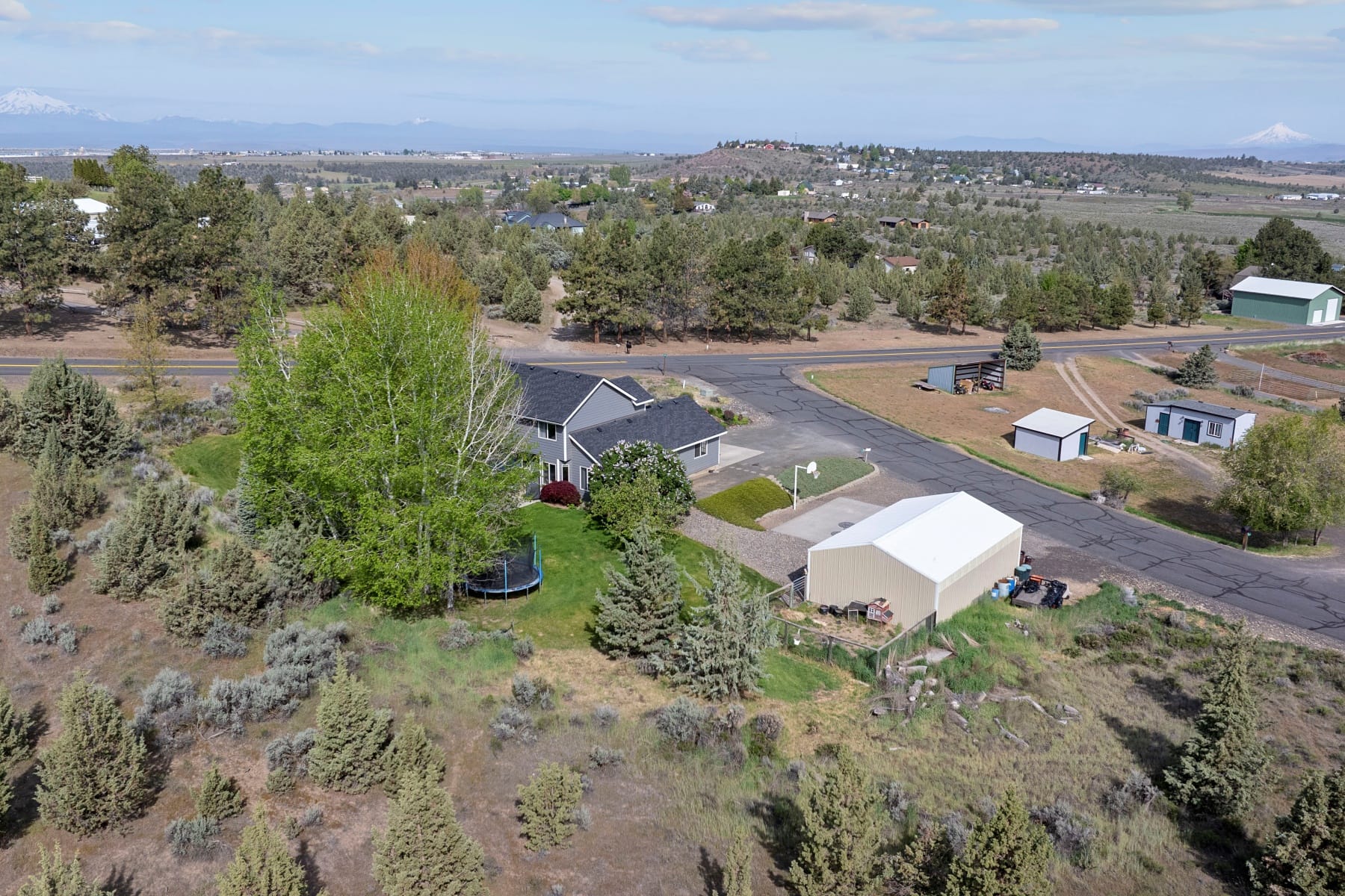  2045 NE Camas Lane Madras, OR 97741 - 物件實景