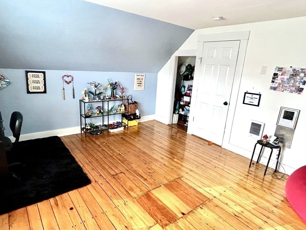 Lynn, Massachusetts, 01902, United States, 9 Bedrooms Bedrooms, ,3 BathroomsBathrooms,Residential,For Sale,1989600