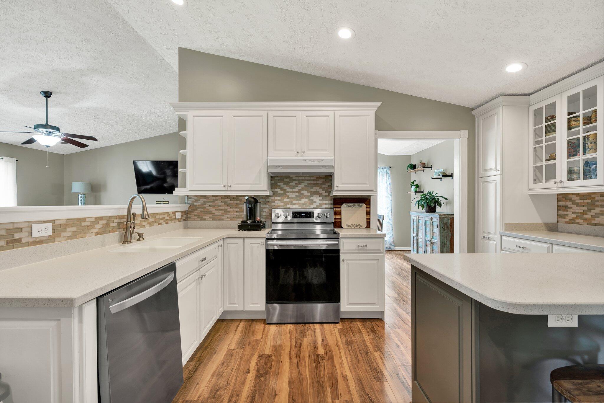 Ooltewah, Tennessee, 37363, United States, 4 Bedrooms Bedrooms, ,3 BathroomsBathrooms,Residential,For Sale,1766896