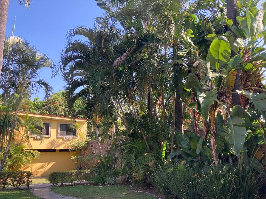 Cuernavaca, Morelos, 62360, Mexico, 4 Bedrooms Bedrooms, ,5 BathroomsBathrooms,Residential,For Sale,1714437