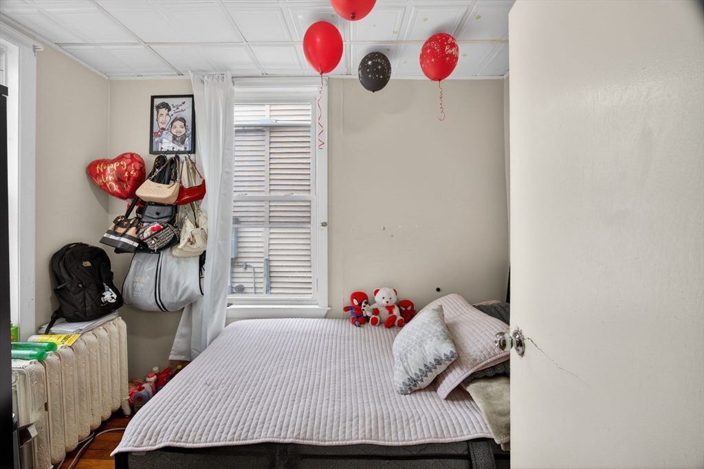 Boston, Massachusetts, 02128, United States, 8 Bedrooms Bedrooms, ,2 BathroomsBathrooms,Residential,For Sale,2040456