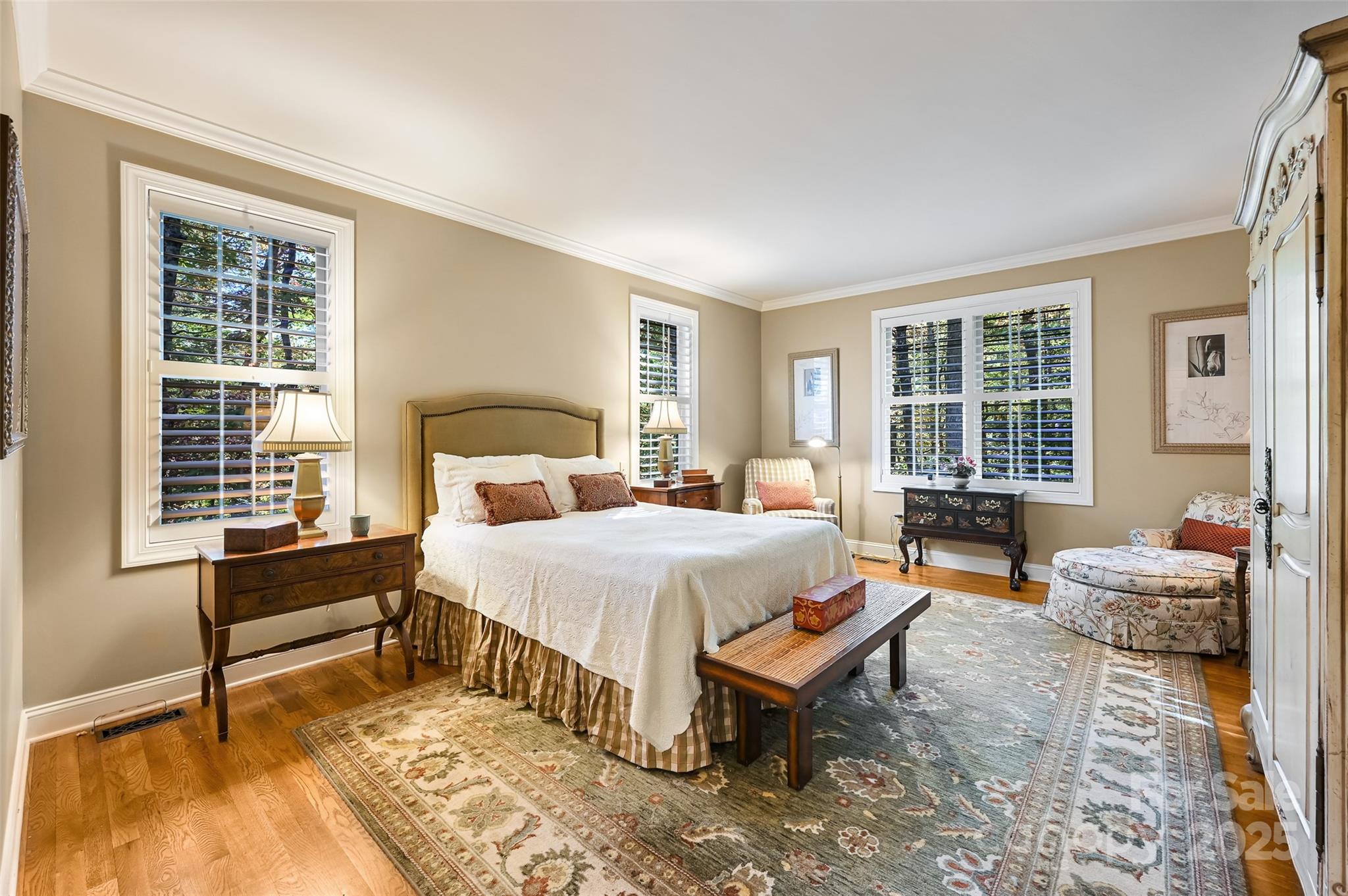 Hendersonville, North Carolina, 28739, United States, 4 Bedrooms Bedrooms, ,3 BathroomsBathrooms,Residential,For Sale,1992050