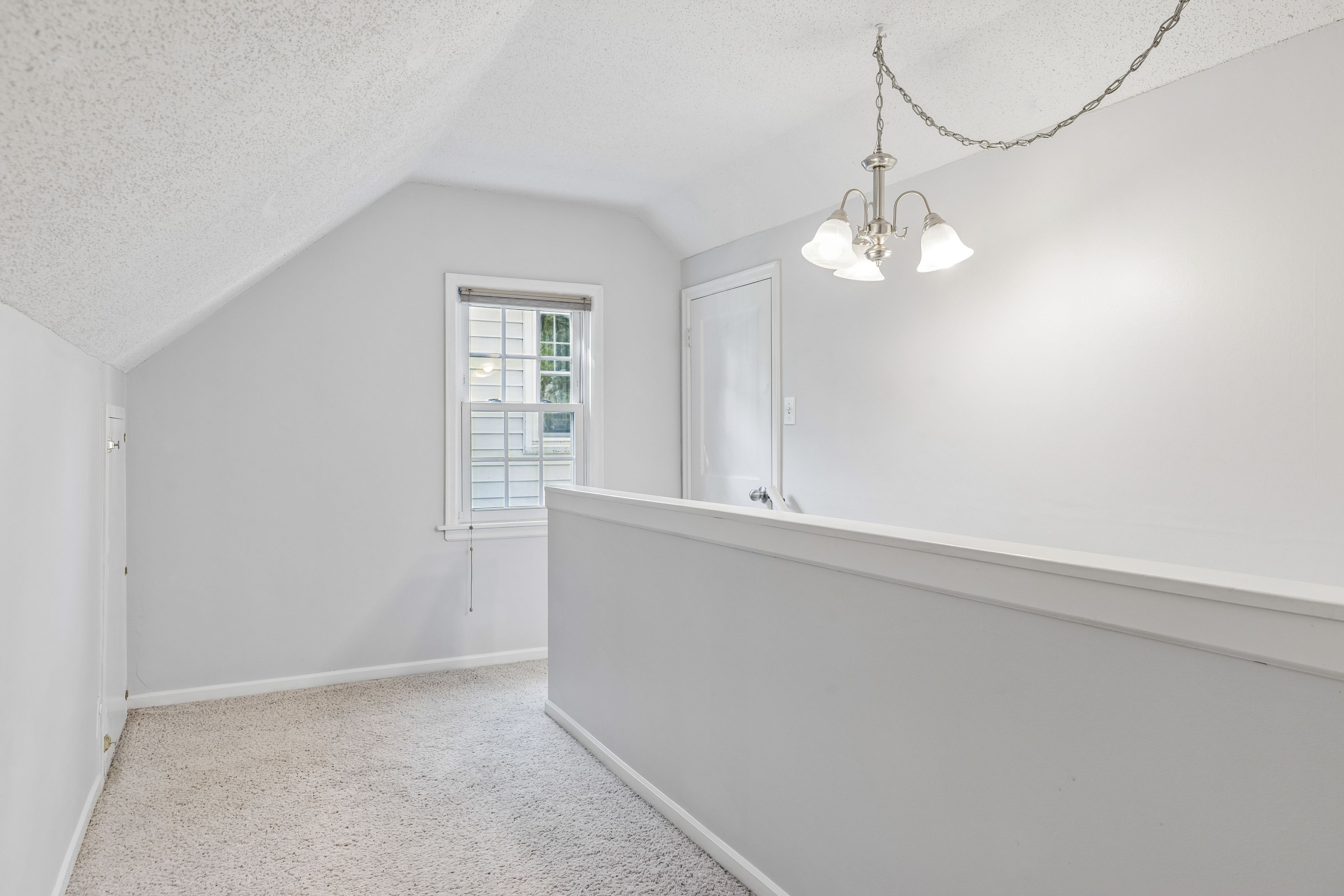  Updated Saint Louis Park Bungalow with Timeless Charm - 物件實景