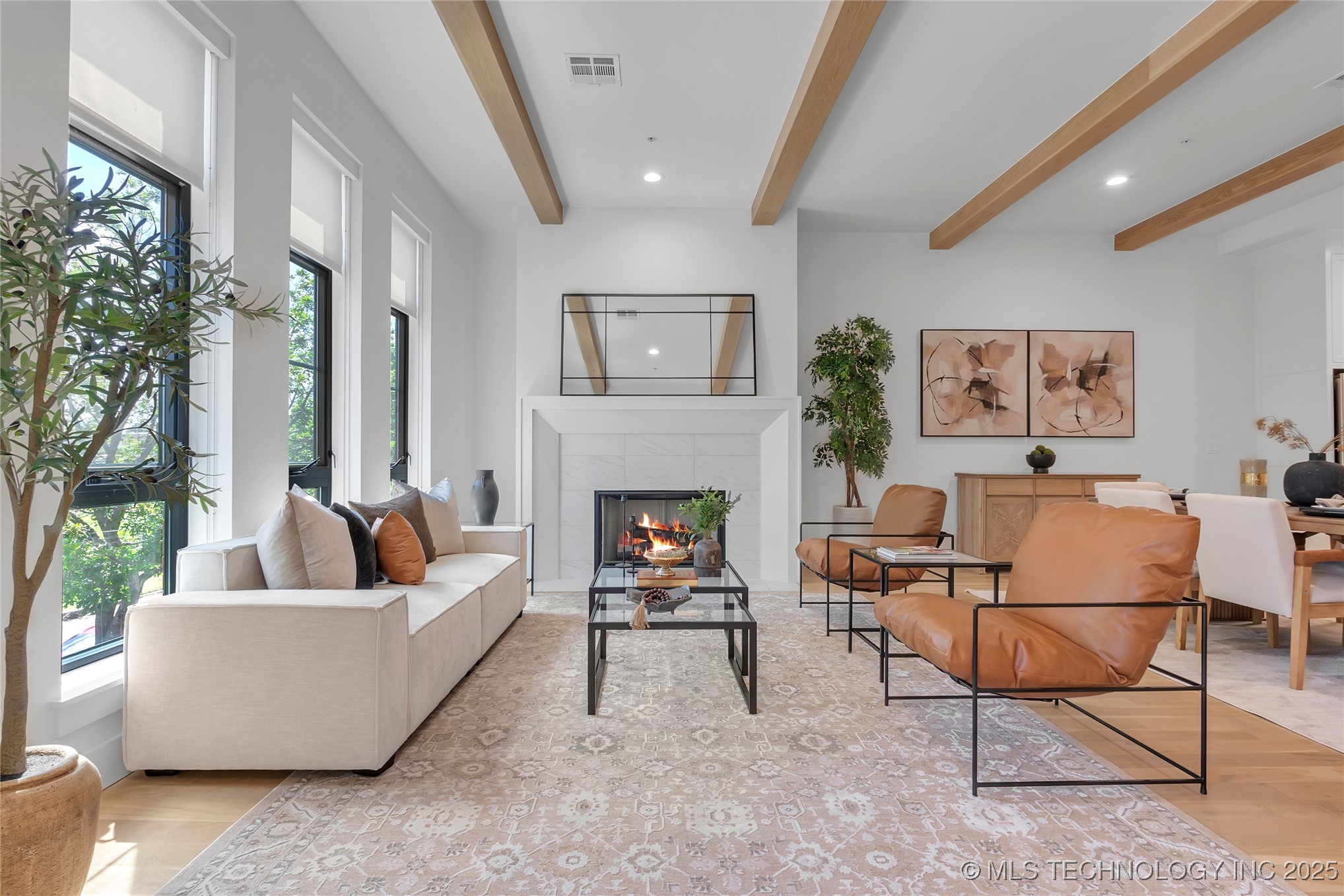 Tulsa, Oklahoma, 74120, United States, 3 Bedrooms Bedrooms, ,3 BathroomsBathrooms,Residential,For Sale,1989379