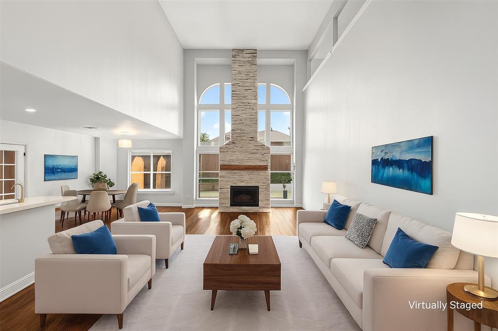 Denton, Texas, 76210, United States, 5 Bedrooms Bedrooms, ,3 BathroomsBathrooms,Residential,For Sale,1972740