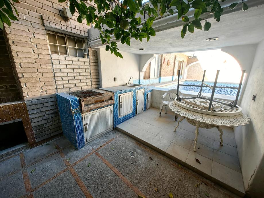 Laguna Sur, Torreón, Coahuila de Zaragoza, 27200, Mexico, 5 Bedrooms Bedrooms, ,4 BathroomsBathrooms,Residential,For Sale,Laguna Sur,1672226