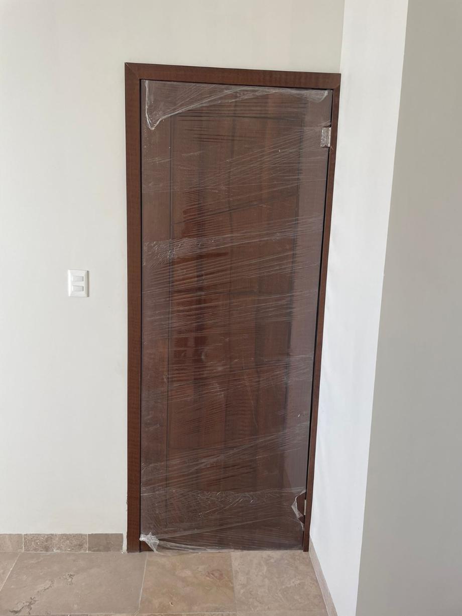 Calle Lobo, Torreón, Coahuila de Zaragoza, 27023, Mexico, 3 Bedrooms Bedrooms, ,3 BathroomsBathrooms,Residential,For Sale,Calle Lobo,1672111