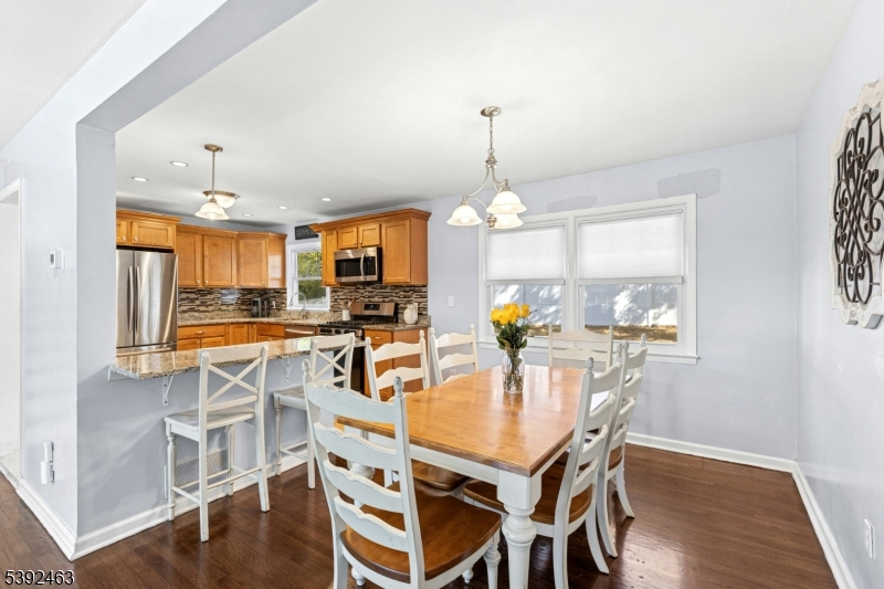 Plainfield City, New Jersey, 07062, United States, 3 Bedrooms Bedrooms, ,2 BathroomsBathrooms,Residential,For Sale,1968857