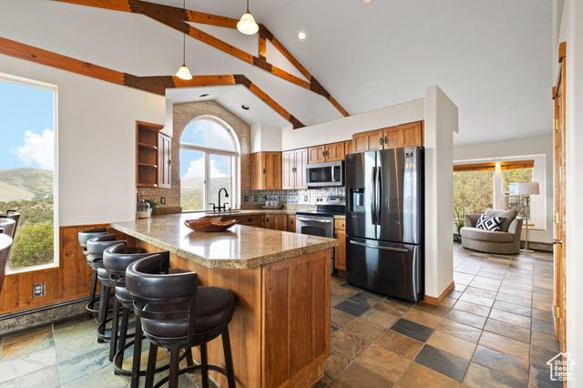 Herriman, Utah, 84096, United States, 5 Bedrooms Bedrooms, ,4 BathroomsBathrooms,Residential,For Sale,1927807