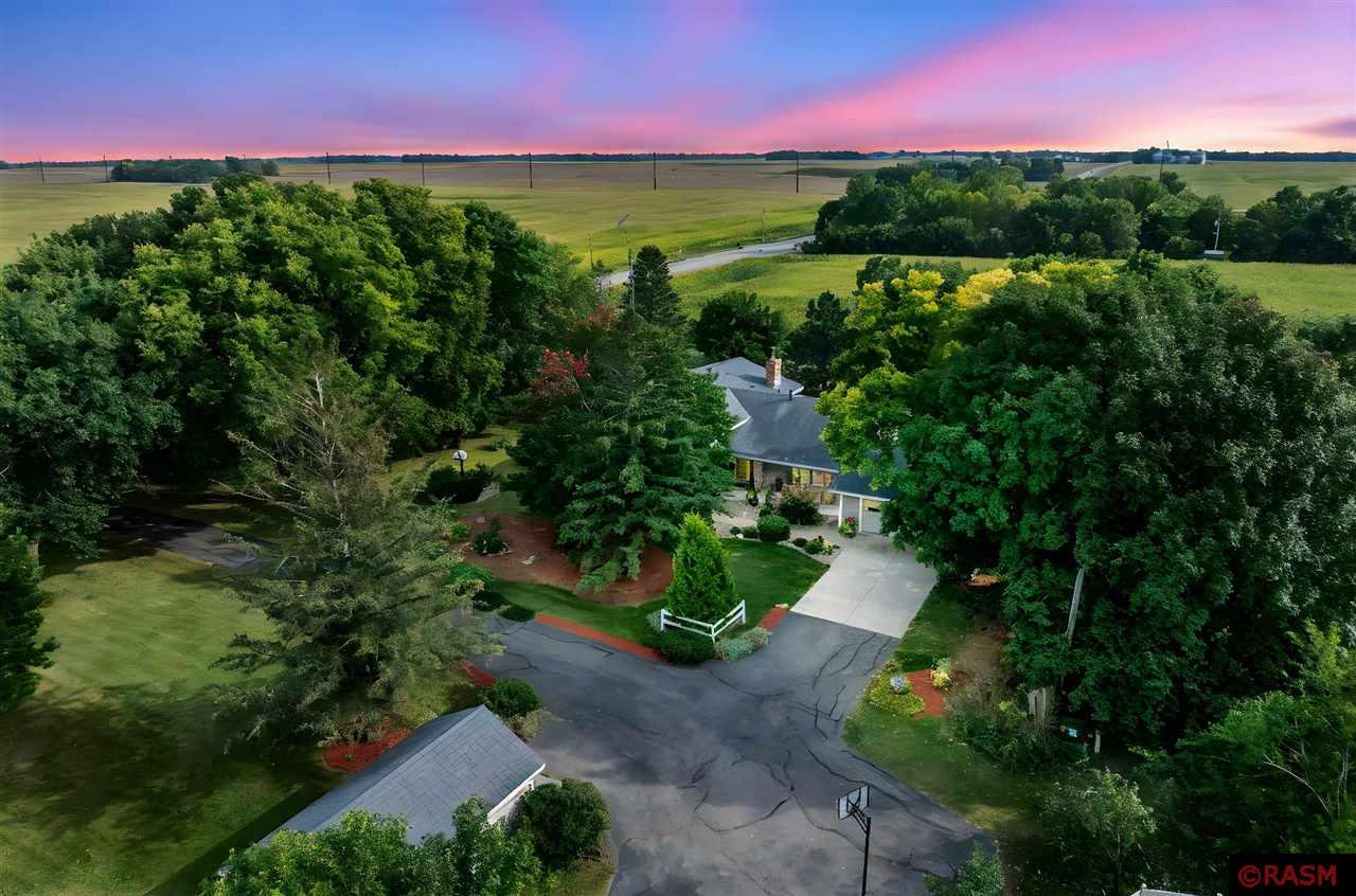 Mankato, Minnesota, 56001, United States, 5 Bedrooms Bedrooms, ,1 BathroomBathrooms,Residential,For Sale,1914135
