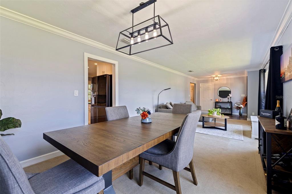 St Petersburg, Florida, 33712, United States, 3 Bedrooms Bedrooms, ,2 BathroomsBathrooms,Residential,For Sale,1907287