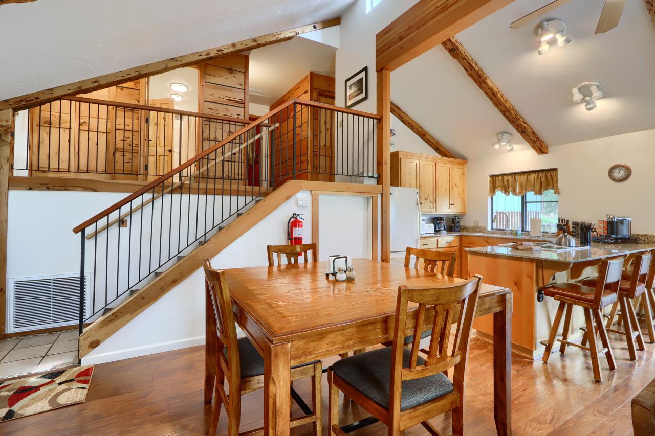 Yosemite West, California, 95389, United States, 2 Bedrooms Bedrooms, ,2 BathroomsBathrooms,Residential,For Sale,1977211