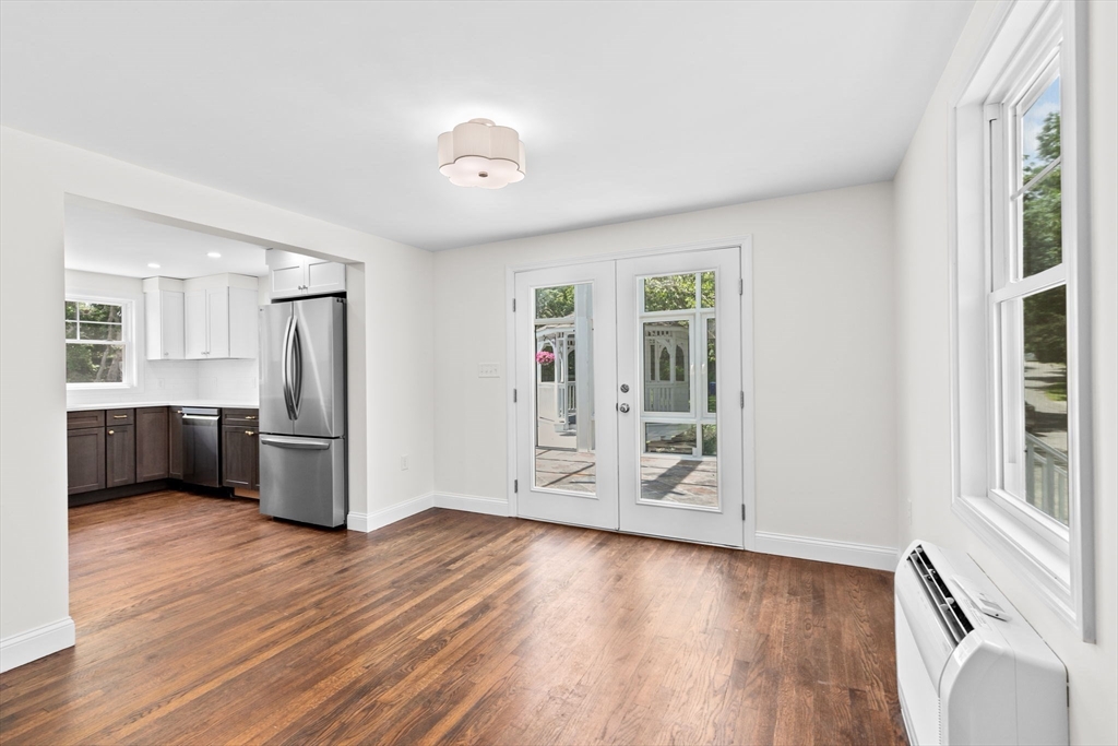 Bourne, Massachusetts, 02562, United States, 4 Bedrooms Bedrooms, ,4 BathroomsBathrooms,Residential,For Sale,1940930