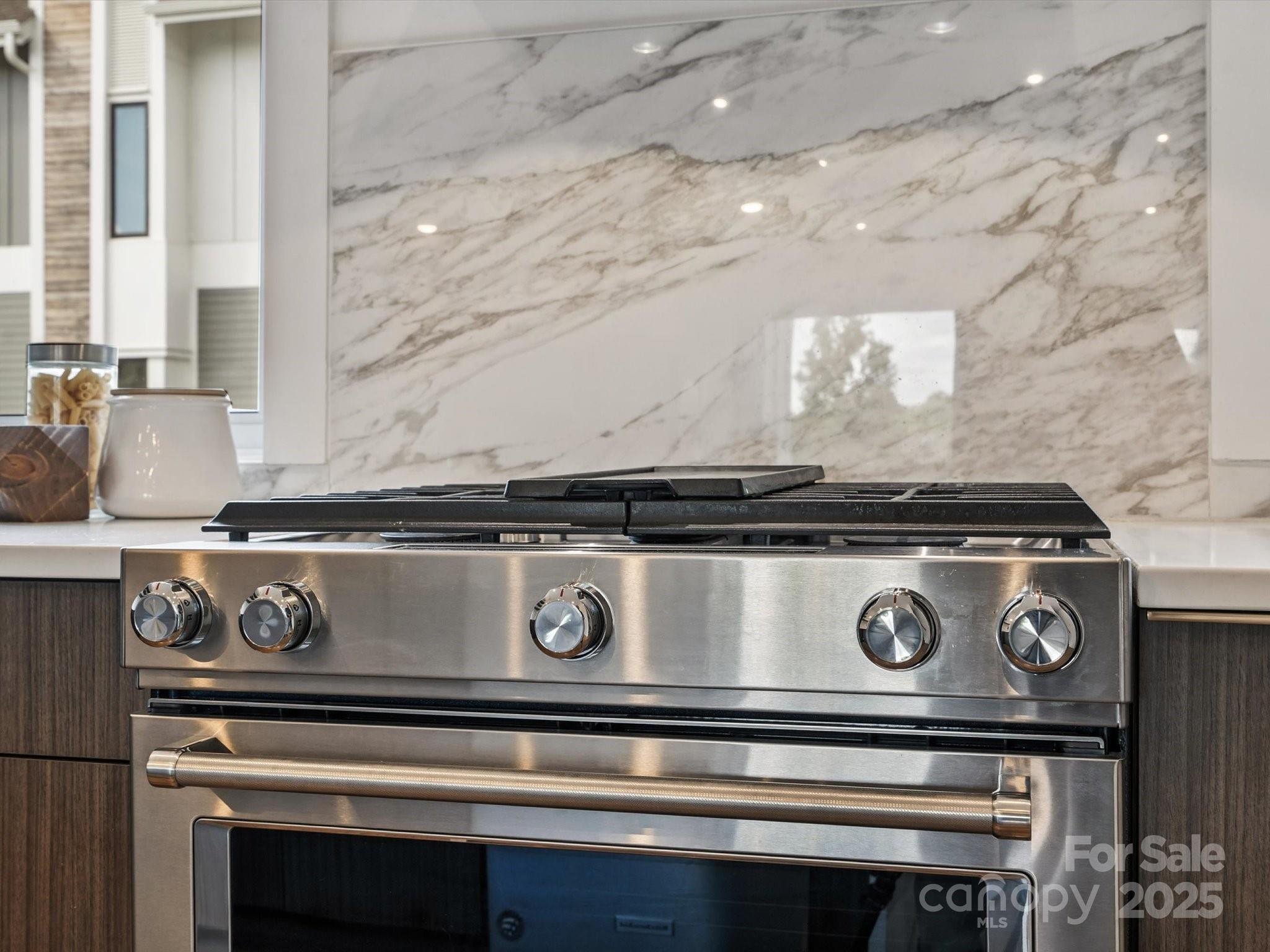 Charlotte, North Carolina, 28205, United States, 3 Bedrooms Bedrooms, ,3 BathroomsBathrooms,Residential,For Sale,1837660