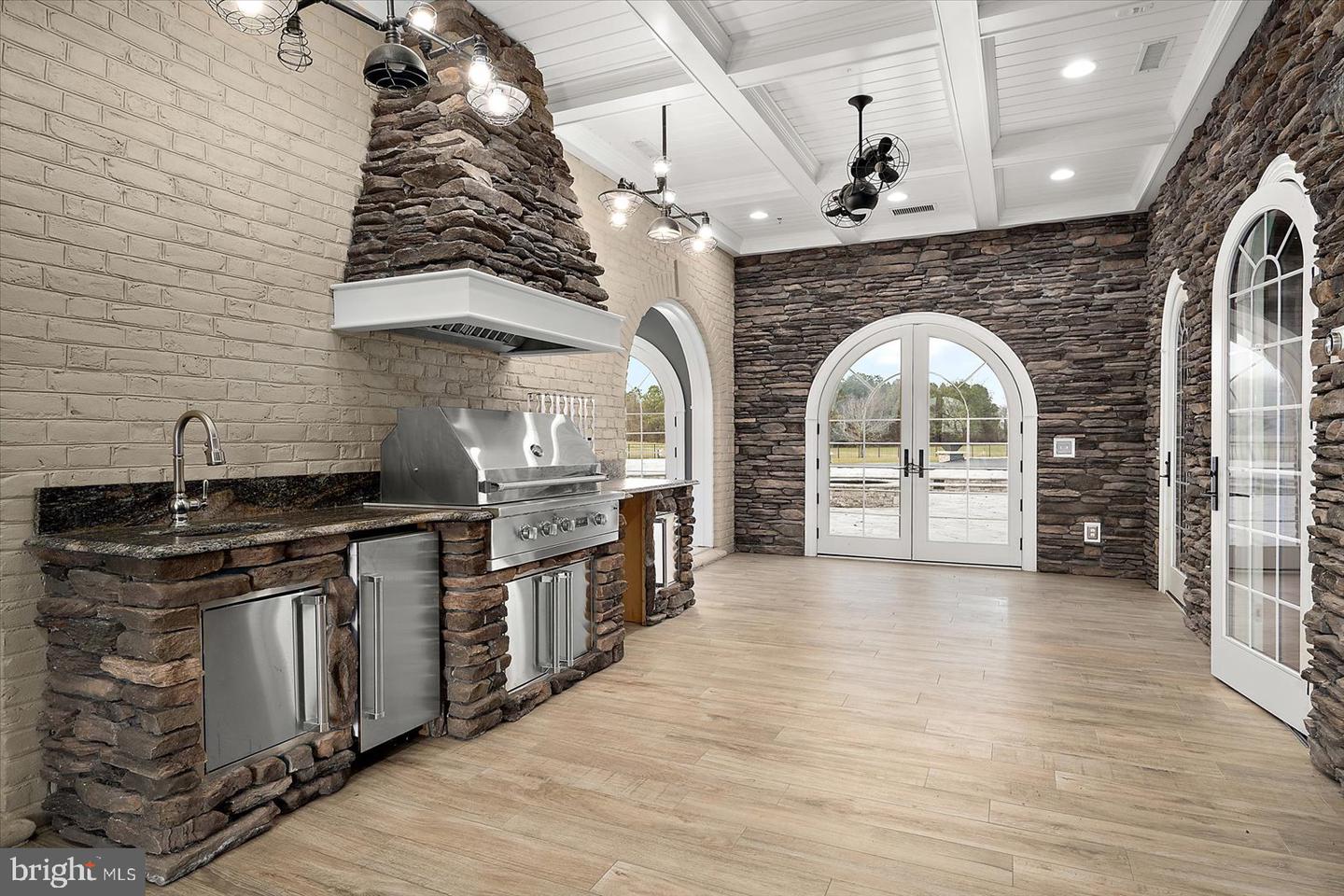 Preston, Maryland, 21655, United States, 8 Bedrooms Bedrooms, ,16 BathroomsBathrooms,Residential,For Sale,1997533